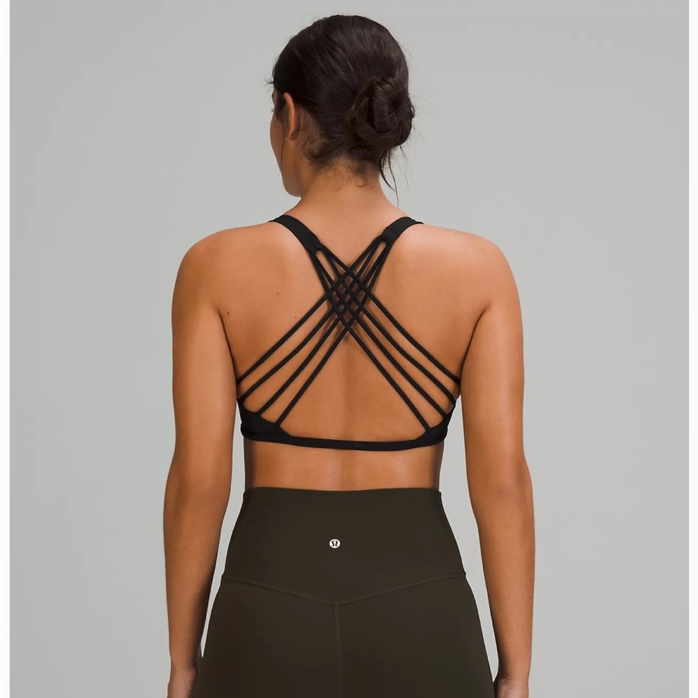 Lululemon Free to Be Bra